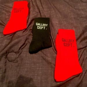 This is listing is per pair. Will sell all 3 for an Offer of $45